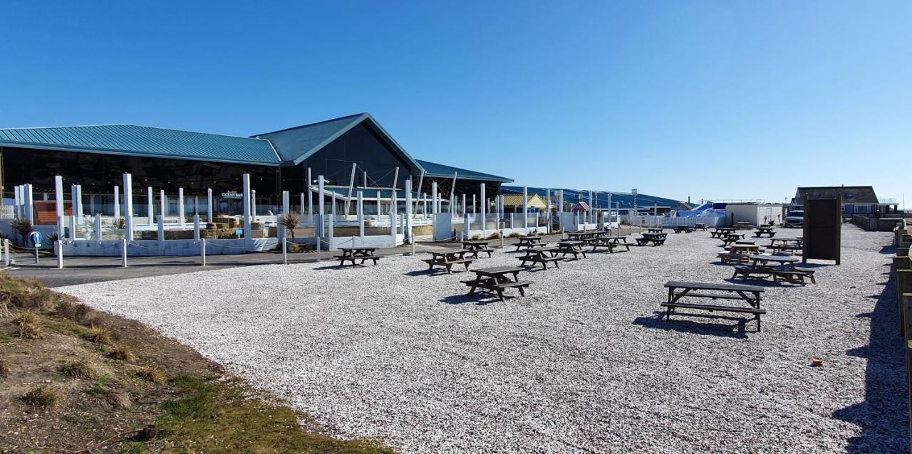 Brookside West Sands Holiday Park Seal Bay Selsey Exterior photo